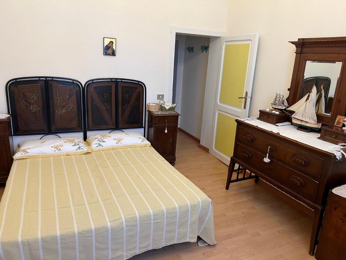B&B I Tre Gatti بيزارو المظهر الخارجي الصورة